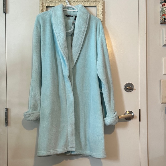 GEORGE | Soft Sky Blue Fleece Robe - Picture 2 of 12